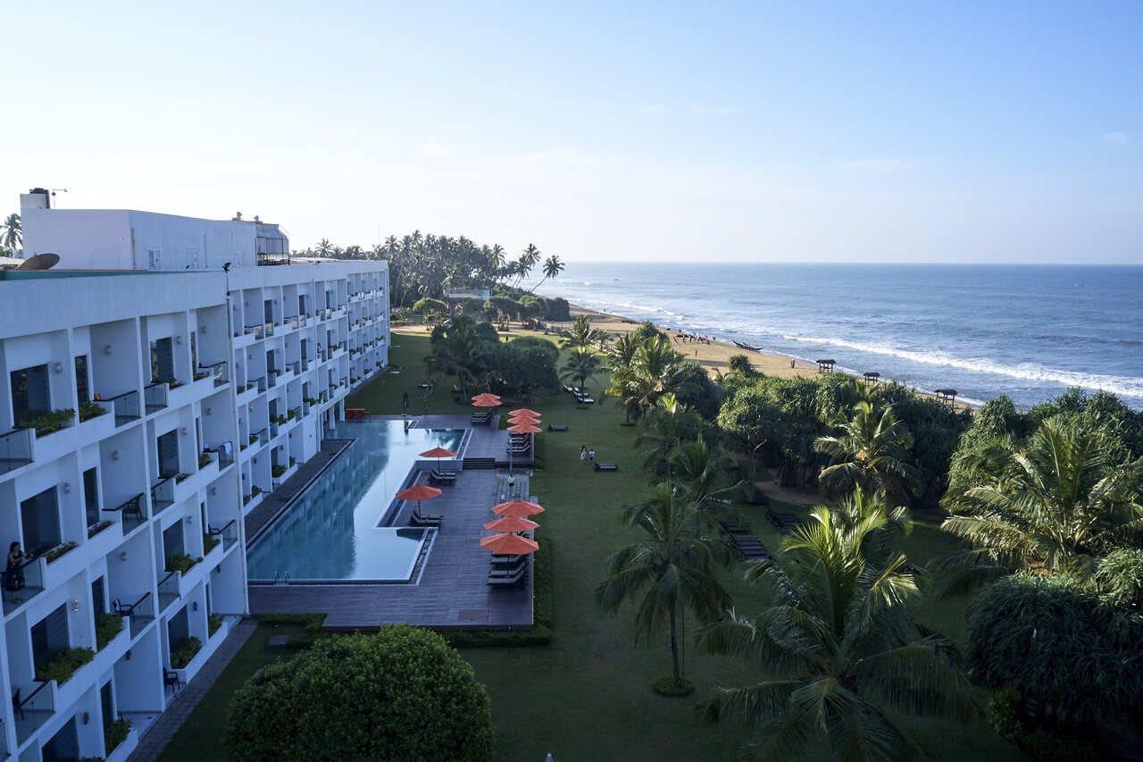 Hotel Citrus Waskaduwa Bentota Esterno foto