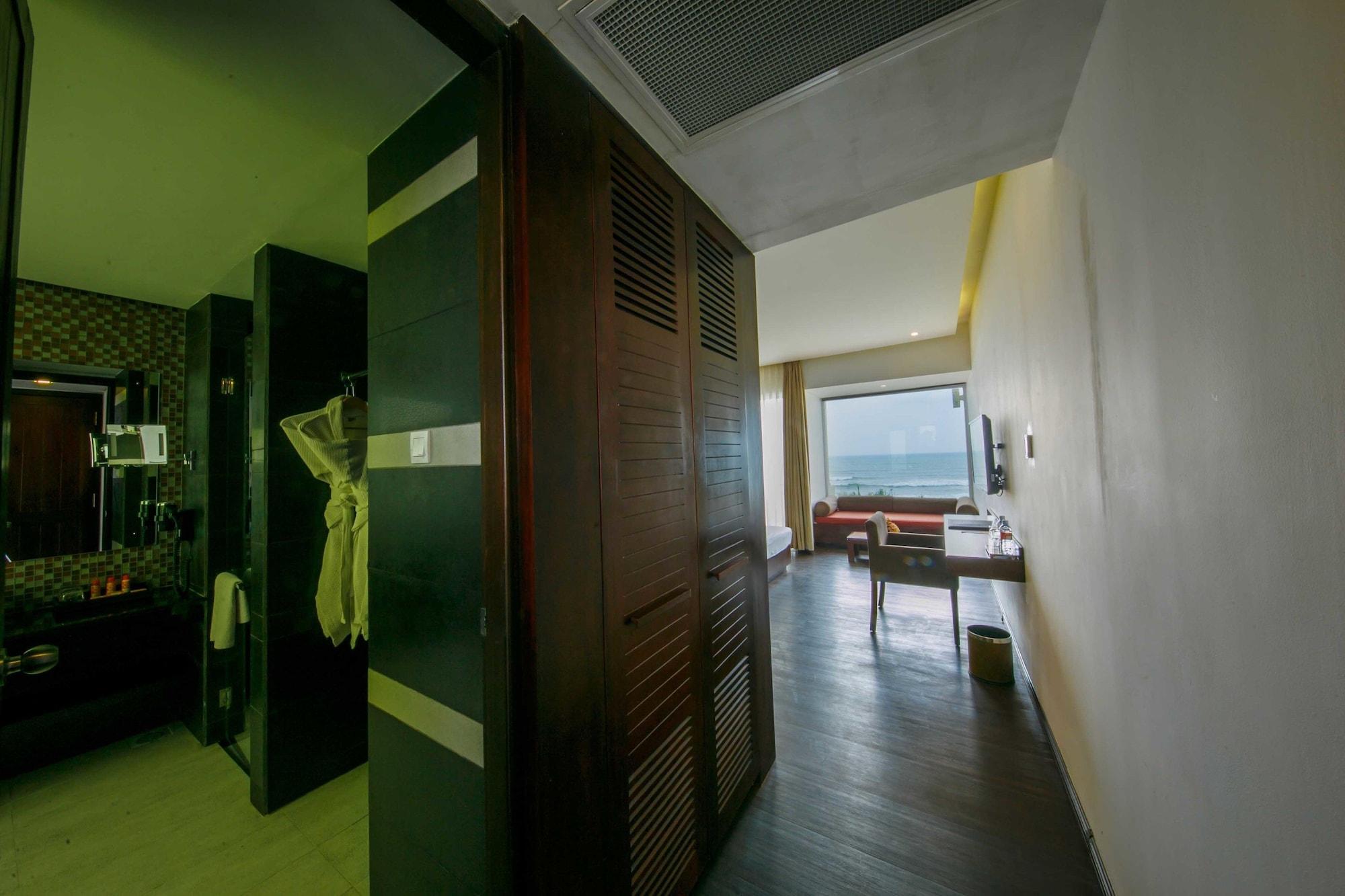 Hotel Citrus Waskaduwa Bentota Esterno foto