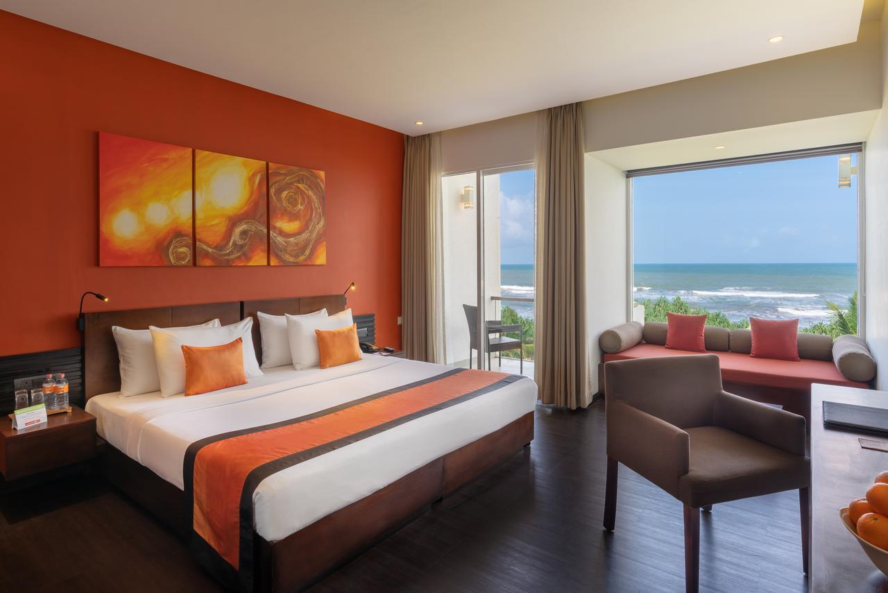 Hotel Citrus Waskaduwa Bentota Esterno foto