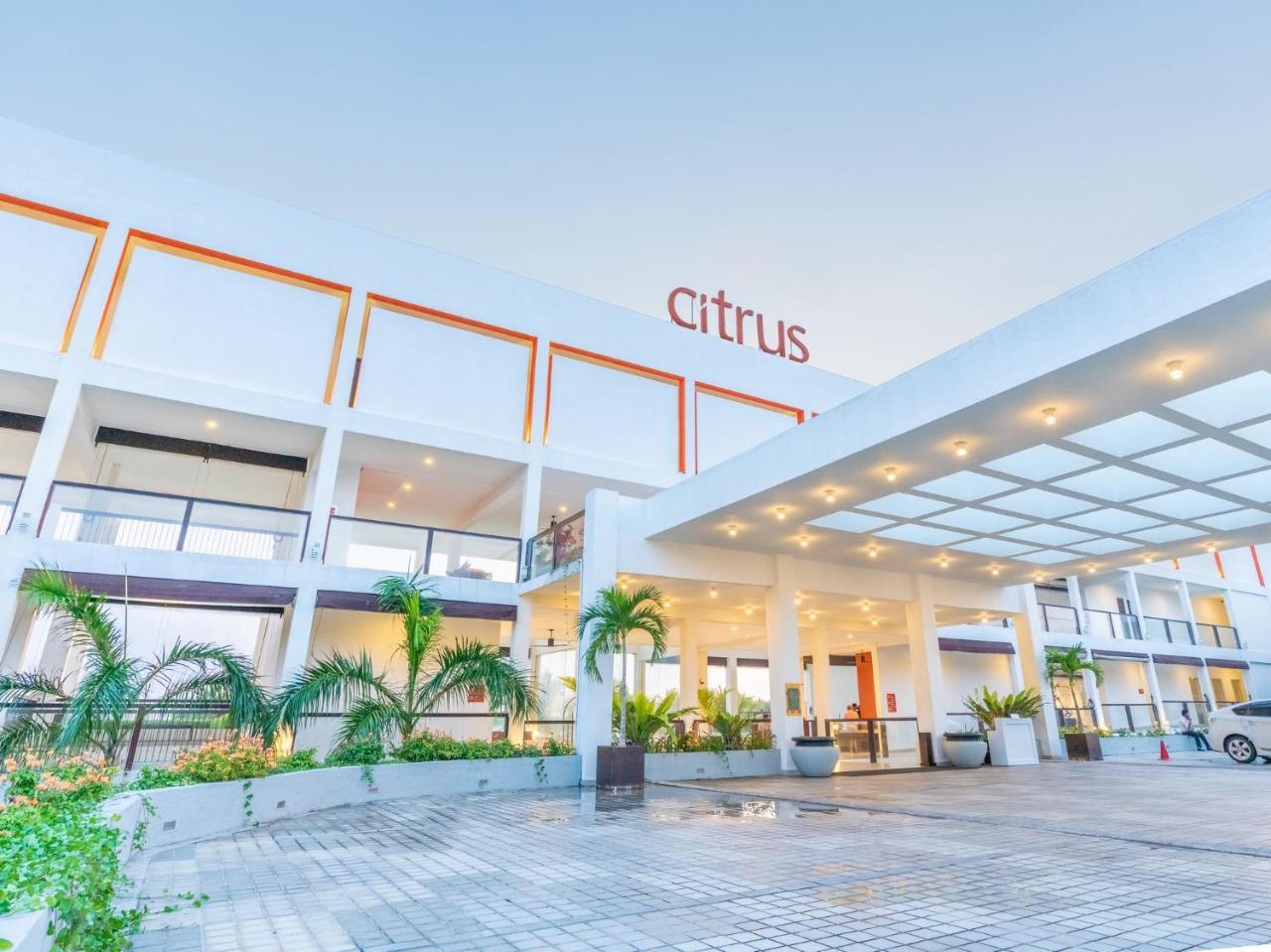 Hotel Citrus Waskaduwa Bentota Esterno foto