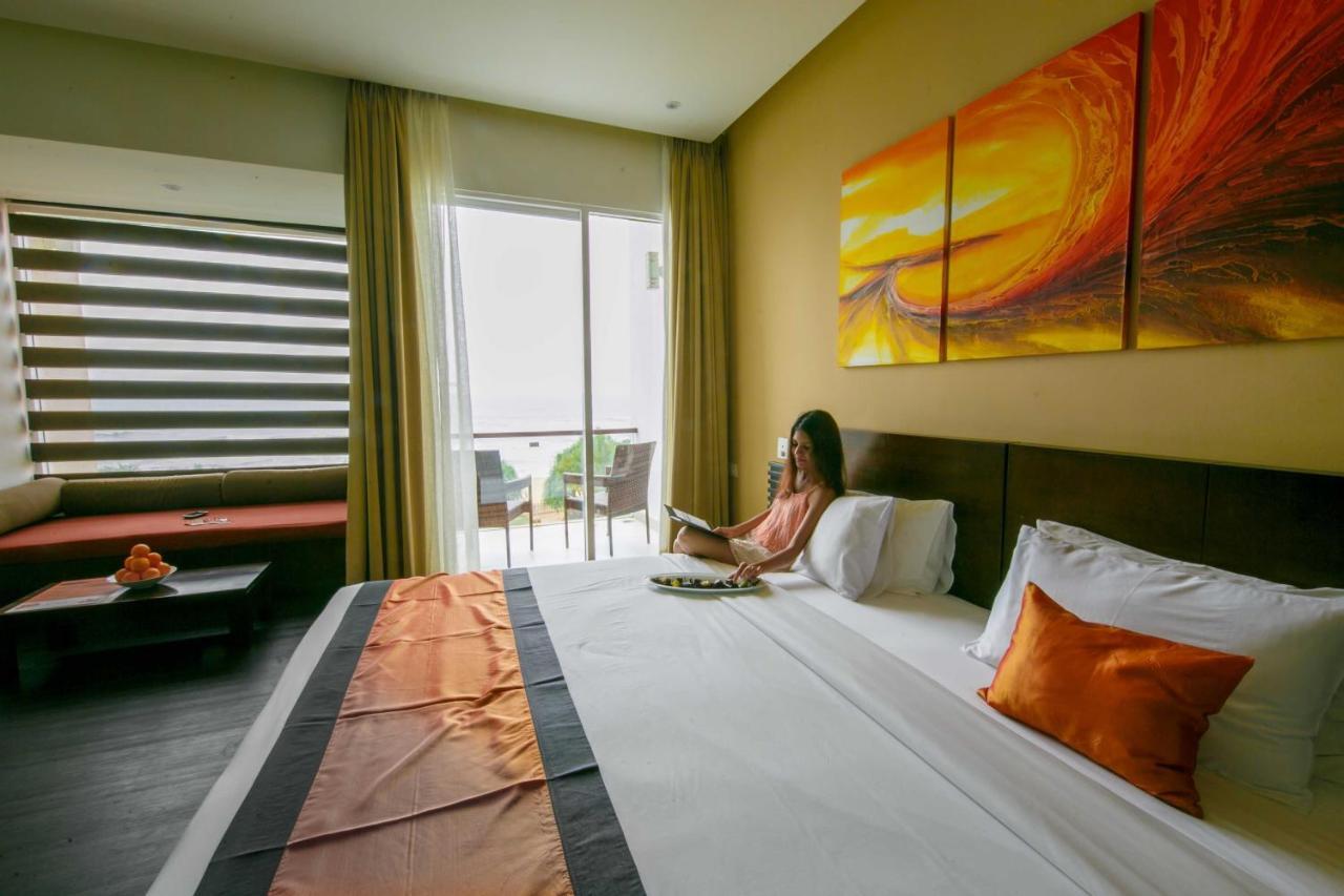 Hotel Citrus Waskaduwa Bentota Esterno foto
